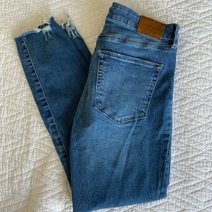 Lucky Brand Ava Crop Distressed Jeans